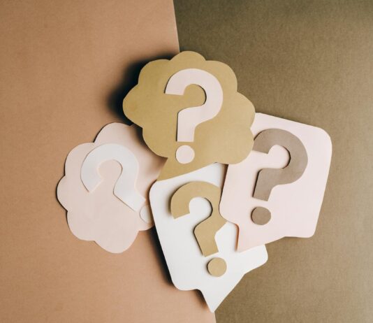 question marks on paper crafts